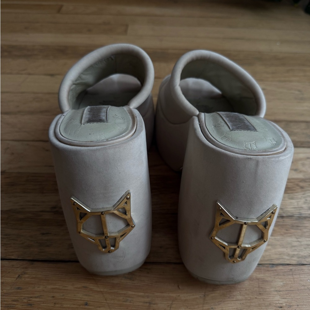 Naked Wolfe Beige Platform - Picture 2 of 3